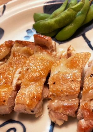 皮がパリパリ！鶏もものステーキバジル風味-レシピのメイン写真