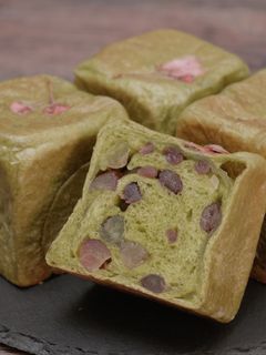 甘納豆たっぷりで美味しい抹茶キューブパン-レシピのメイン写真