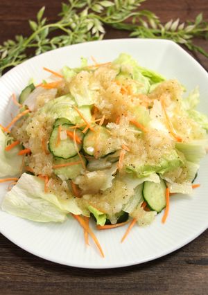 簡単！サラダ☆おろし玉葱ドレッシング-レシピのメイン写真