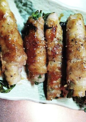 セリの豚薄切り巻きはポン酢にお任せ〜♪-レシピのメイン写真