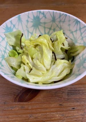 春キャベツ塩昆布-レシピのメイン写真