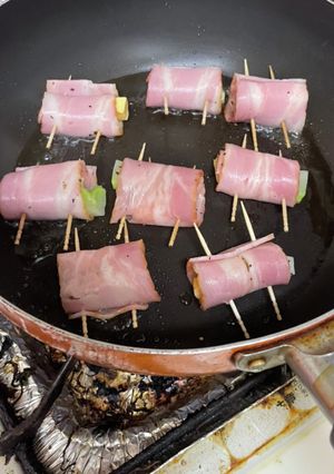 ブロッコリー茎とチーズのベーコン巻-レシピのメイン写真