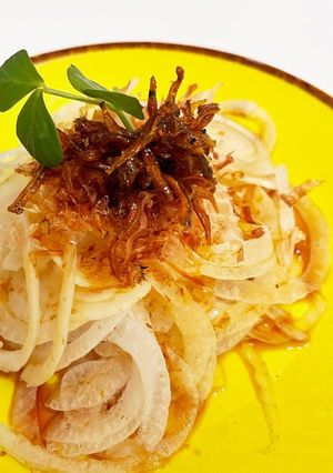 新玉ねぎ♡いかなごくぎ煮のせおかかぽん酢-レシピのメイン写真