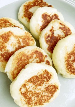 手づかみ食べに◎モッチモチのいももち-レシピのメイン写真