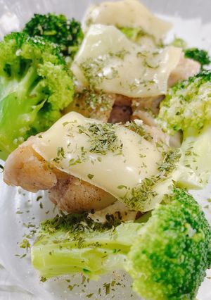 冷凍ブロッコリーと鶏肉のチーズ焼き♡簡単-レシピのメイン写真