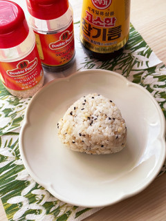 胡麻ごまゴマおにぎり-レシピのメイン写真