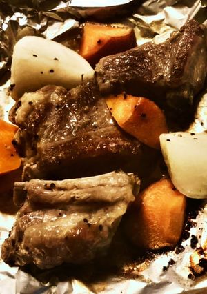 置いて焼くだけ　バラ肉と根菜のグリル-レシピのメイン写真