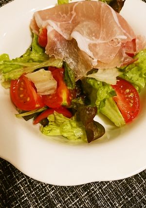 簡単！生ハムサラダ-レシピのメイン写真