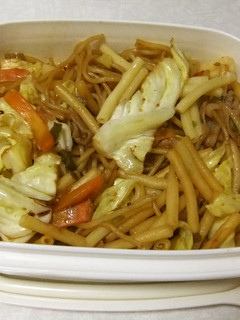 焼きそばのかさ増し♫マカロニ入り-レシピのメイン写真