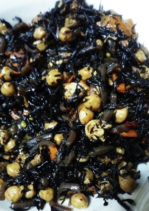 ひよこ豆と山椒実入りひじき炒め煮-レシピのメイン写真