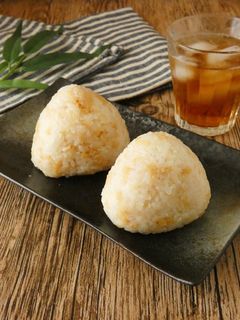 大豆ミートの味噌そぼろおにぎり-レシピのメイン写真