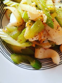 イカとセロリの炒め物-レシピのメイン写真