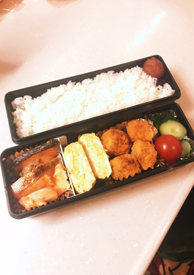 ちょっとウキウキ鮭弁当-レシピのメイン写真