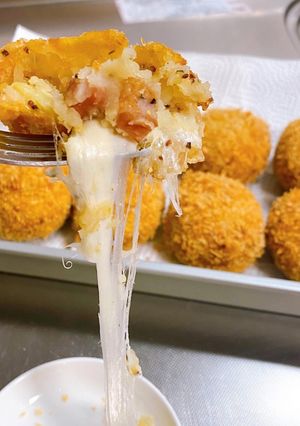 チーズINジャーマンポテトコロッケ-レシピのメイン写真