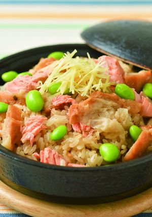 鮭と油麩ご飯-レシピのメイン写真