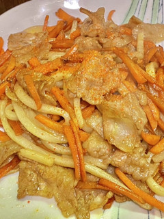 ニンジンと豚バラ肉の焼きうどん-レシピのメイン写真