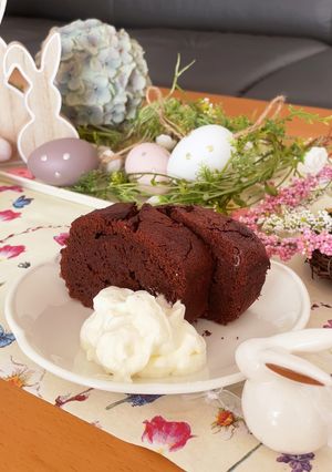 甘くないホイップをケーキに添えて♡ -レシピのメイン写真