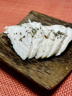 炭酸水を使った低温調理のサラダチキン-レシピのメイン写真