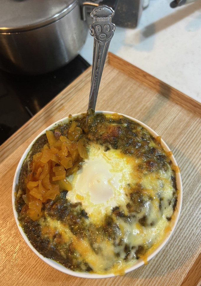 ほうれん草と卵とチーズの焼きキーマカレー-レシピのメイン写真