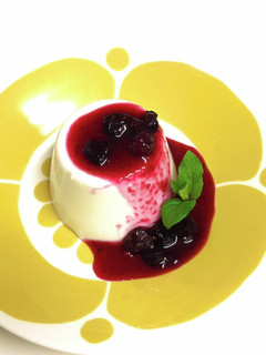 ブルーベリーソースのヨーグルトゼリー☆-レシピのメイン写真