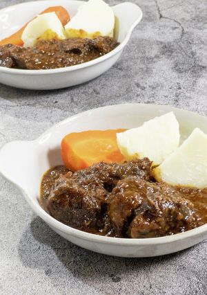 牛すね肉の赤ワイン煮-レシピのメイン写真