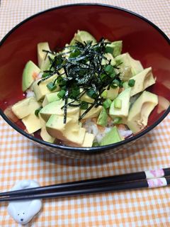 簡単☆お手軽アボカド鮭茶漬け♩-レシピのメイン写真