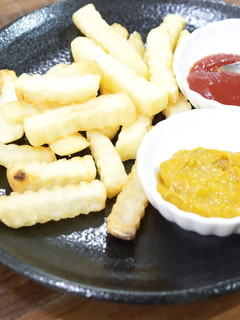 フライドポテトの2種ソース添え-レシピのメイン写真