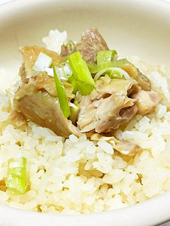 いしると鶏肉の旨味たっぷり!炊き込みご飯-レシピのメイン写真