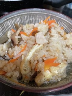 定番!鶏ごぼうの炊き込みご飯-レシピのメイン写真