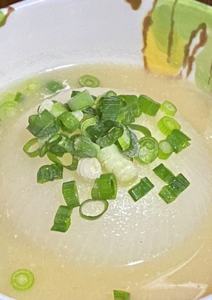 新玉ねぎの丸ごと煮・白味噌仕立て-レシピのメイン写真