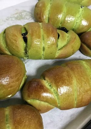 抹茶と甘納豆のロールパン-レシピのメイン写真