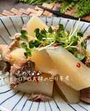 ごま油が決めて♪♪牛すじと大根のピリ辛煮