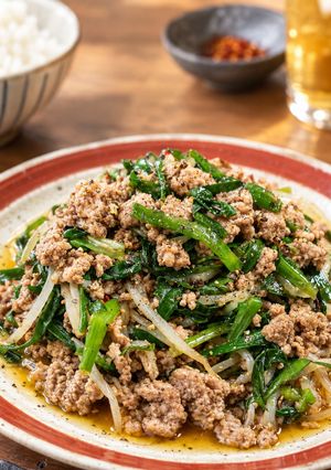 給料日前◎節約⭐︎ひき肉とニラもやしのスタミナ炒め-レシピのメイン写真