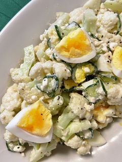 カリフラワーとゆで卵のチーズサラダ-レシピのメイン写真