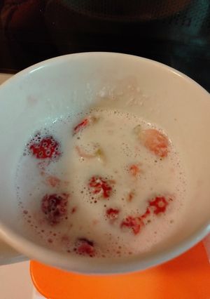 いちごミルク-レシピのメイン写真