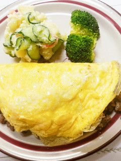 【ボリューム満点!】ひき肉入りオムレツ-レシピのメイン写真