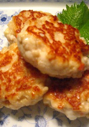 はんぺんでフワフワ♡鶏バーグ(♡∀♡)　-レシピのメイン写真