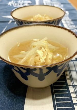 もやしと油揚げのお味噌汁-レシピのメイン写真