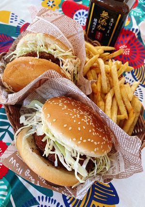 焼肉の生だれで作る モス風チキンバーガー-レシピのメイン写真