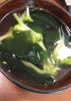 ブロッコリーとワカメとなめ茸スープ-レシピのメイン写真