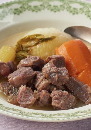 栄養満点！牛ほほ肉角切りのポトフ-レシピのメイン写真