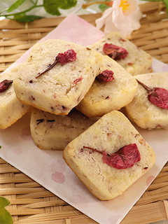 サックサク*米粉で桜クッキー-レシピのメイン写真