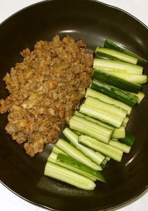 肉味噌きゅうり♪簡単喉の渇きに漢方薬膳-レシピのメイン写真