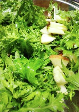 わさび菜のにんにくオイルサラダ-レシピのメイン写真