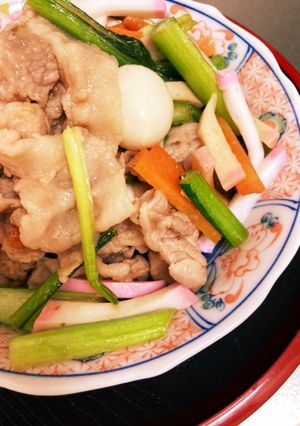 ご飯が進む☆小松菜と豚バラ肉の炒め物-レシピのメイン写真