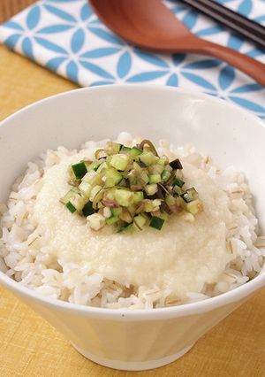 夏野菜たっぷり！山形のだし風麦とろ-レシピのメイン写真