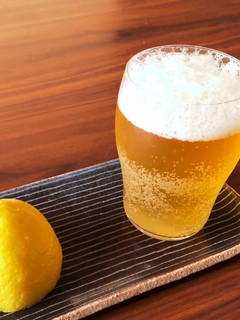 爽やか果汁でレモンビール-レシピのメイン写真