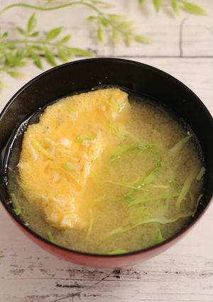 即席！お味噌汁　しらす卵と春キャベツ-レシピのメイン写真