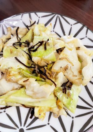 キャベツとじゃこの塩昆布炒め-レシピのメイン写真