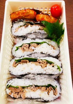 豚肉の塩炒めおにぎらず（レモン風味）-レシピのメイン写真